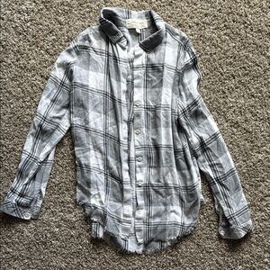Cloth & Stone Gray Plaid Shirt